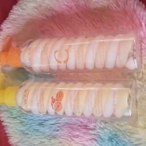 BIOAQUA RUNERIC AND VITAMIN C RADIANT BODY LITION SET